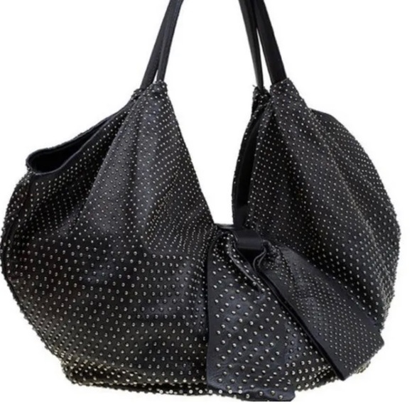 VALENTINO RARE STUDDED 360 Bow Hobo Black Bag Nappa Leather RARE 💯 authentic - Picture 1 of 9
